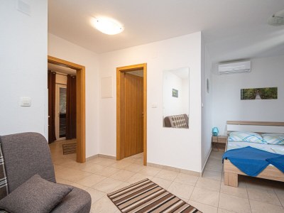 Apartment One bedroom apartment with balcony and sea view Tribanj Šibuljina, Paklenica A-17818-c - Outdoor photo 17