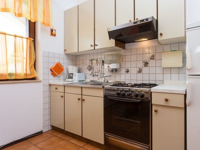 Apartment One bedroom apartment with terrace Punat, Krk A-17857-a - Outdoor photo 14