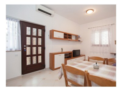 Apartment One bedroom apartment with terrace Punat, Krk A-17857-b - Outdoor photo 12