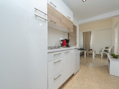 Apartment Two bedroom apartment with balcony Vir A-18563-f in Vir - Apartment