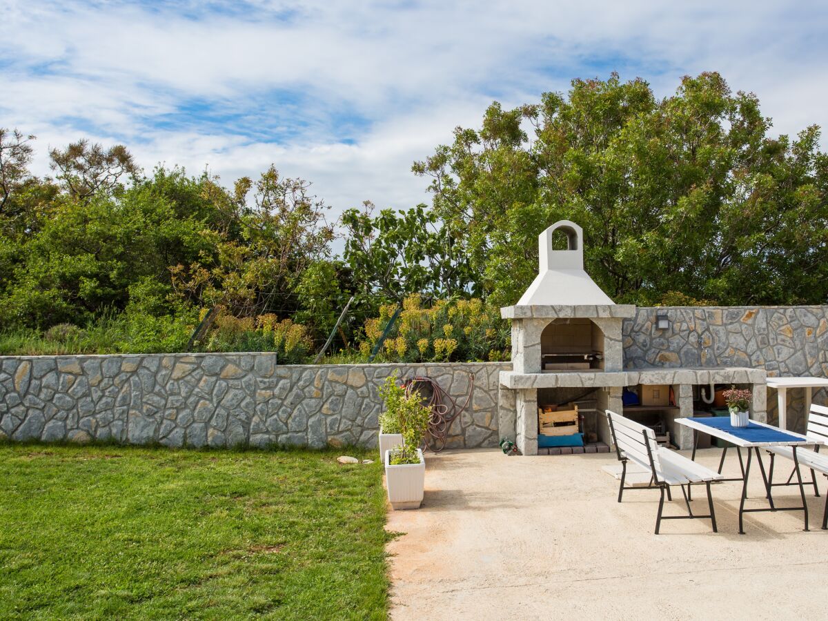 Apartment One bedroom apartment with terrace and sea view Punat, Krk A-17857-c