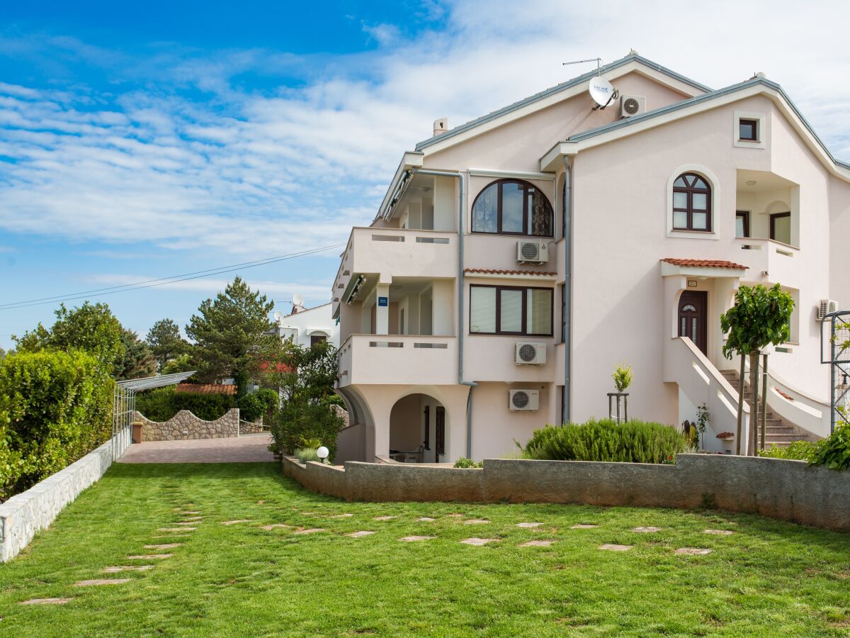 Apartment One bedroom apartment with terrace and sea view Punat, Krk A-17857-c - Outdoor photo 2