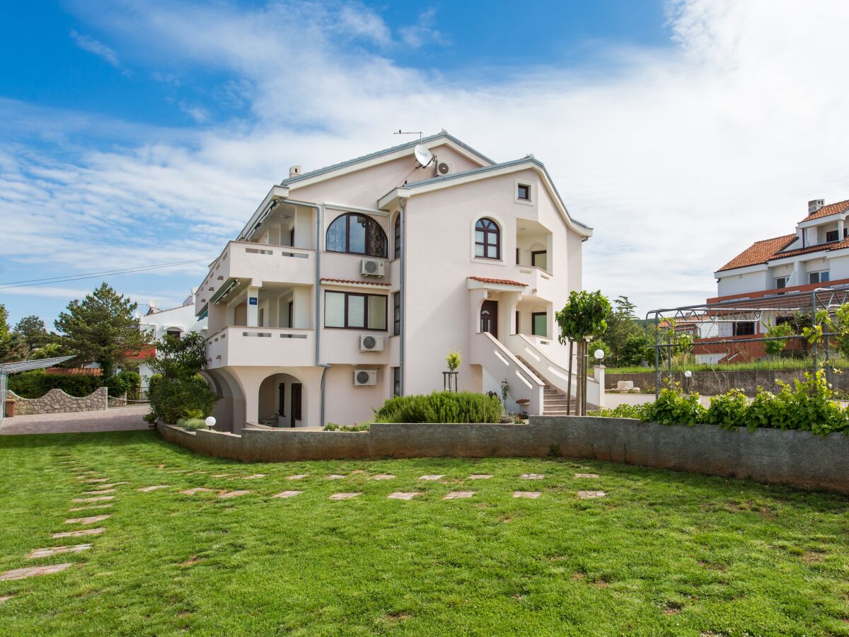 Apartment One bedroom apartment with balcony Punat, Krk A-17857-d - Outdoor photo 4