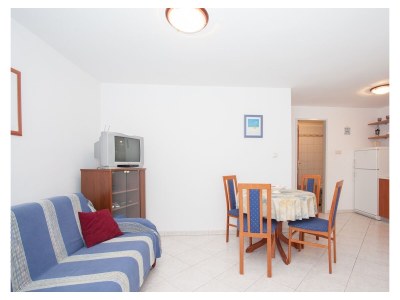 Apartment One bedroom apartment with balcony Punat, Krk A-17857-d - Outdoor photo 8