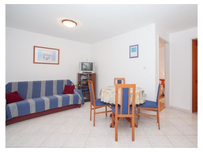 Apartment One bedroom apartment with balcony Punat, Krk A-17857-d - Outdoor photo 9