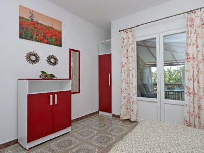 Apartment Two bedroom apartment with terrace and sea view Lopar, Rab A-18001-a - Outdoor photo 3