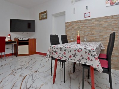 Apartment Two bedroom apartment with terrace and sea view Lopar, Rab A-18001-a - Outdoor photo 20