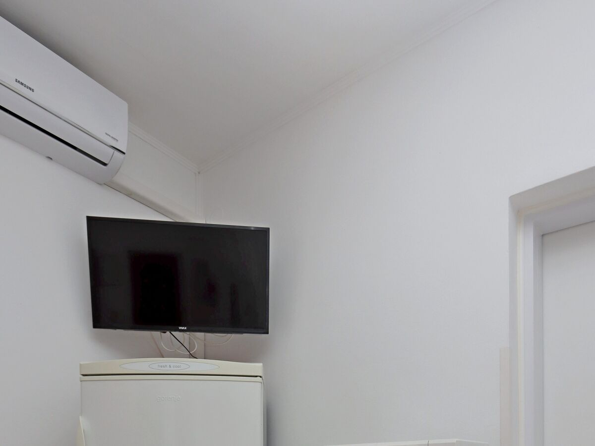 Apartment One bedroom apartment with terrace and sea view Lopar, Rab A-18001-b - Outdoor photo 2