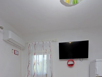 Apartment Two bedroom apartment with terrace and sea view Lopar, Rab A-18005-c - Outdoor photo 5
