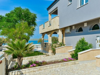 Apartment Two bedroom apartment near beach Vir A-18588-b - Outdoor photo 6