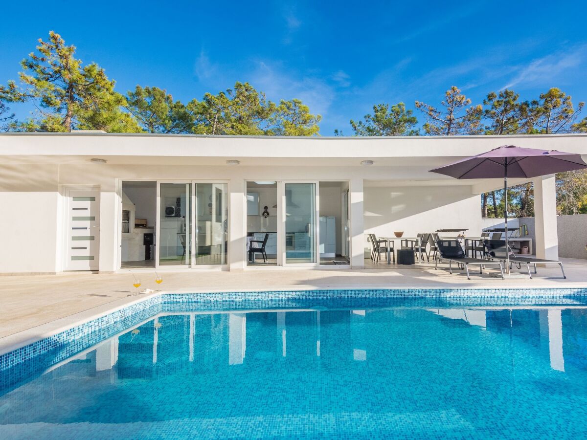 Apartment One bedroom apartment with balcony and sea view Vir - Kozjak, Vir A-18589-b - Outdoor photo 2