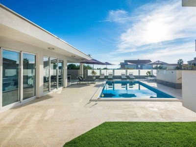 Apartment One bedroom apartment with balcony and sea view Vir - Kozjak, Vir A-18589-b - Outdoor photo 7