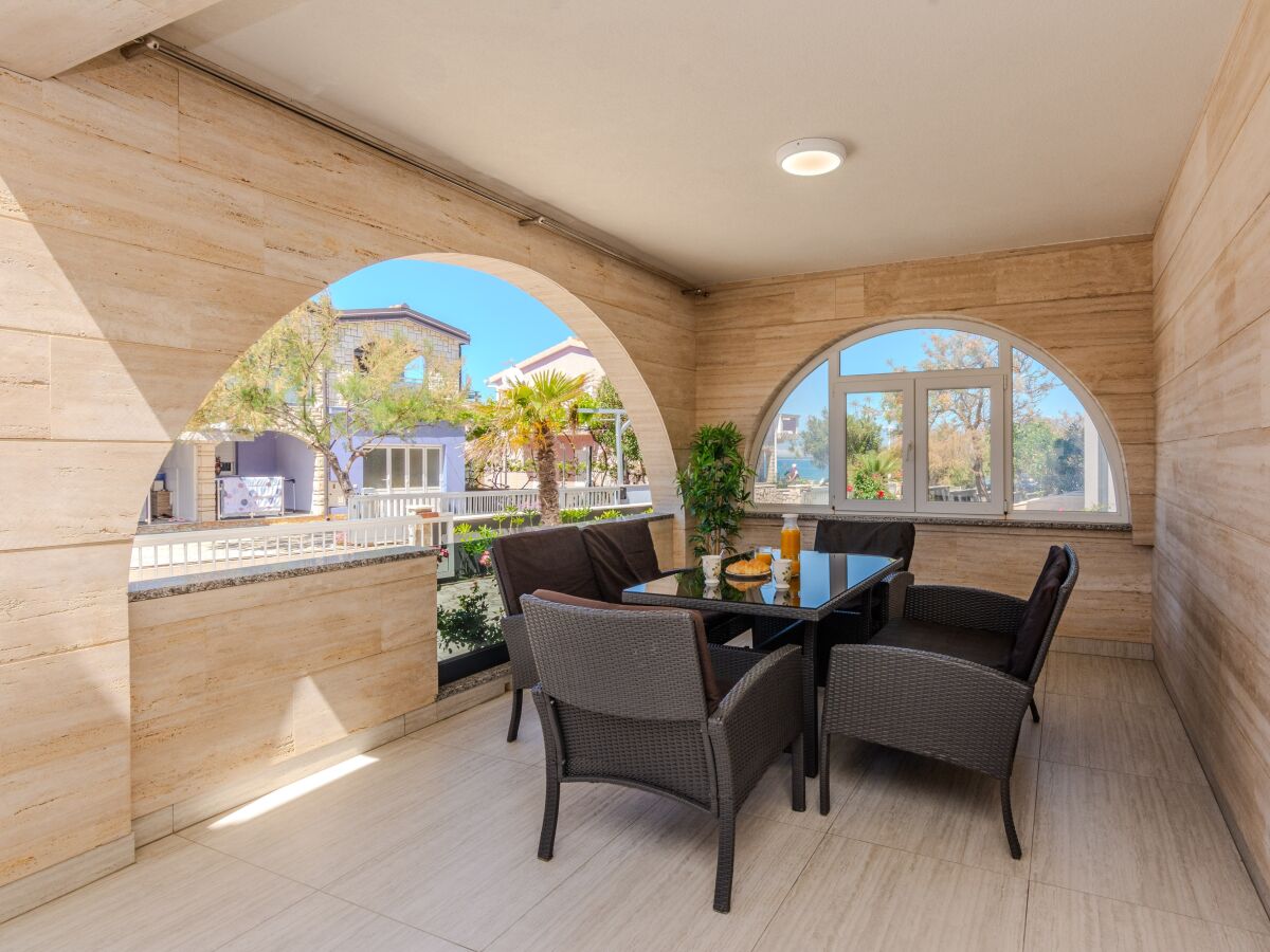 Apartment Two bedroom apartment near beach Vir A-18591-a