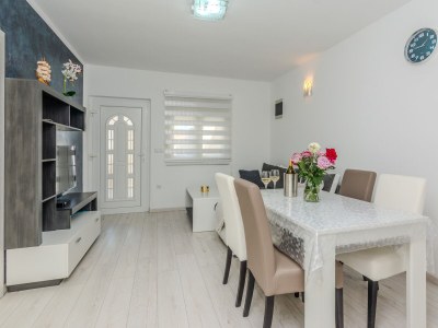 Apartment Two bedroom apartment near beach Vir A-18591-b - Outdoor photo 7