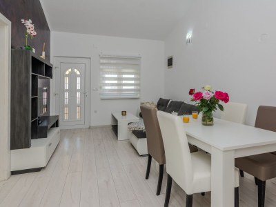 Apartment Two bedroom apartment near beach Vir A-18591-d - Outdoor photo 7