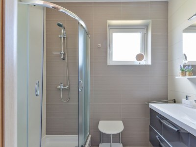 Apartment Two bedroom apartment with balcony Vir A-18592-a - Outdoor photo 17