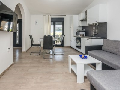 Apartment Two bedroom apartment near beach Vir - Kozjak, Vir A-19094-a - Outdoor photo 6