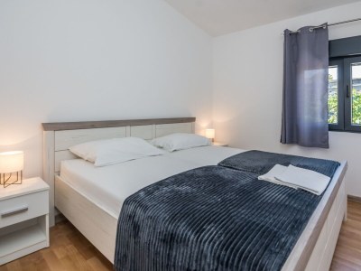 Apartment Two bedroom apartment near beach Vir - Kozjak, Vir A-19094-a - Outdoor photo 10