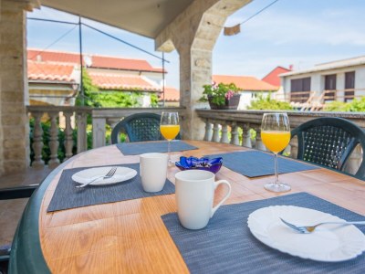 Apartment Two bedroom apartment near beach Vir - Kozjak, Vir A-19094-a - Outdoor photo 16