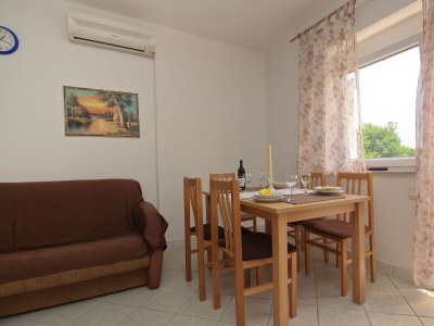 Apartment Two bedroom apartment with balcony Šilo, Krk A-18763-b - Outdoor photo 10