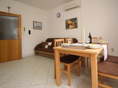 Apartment Two bedroom apartment with balcony Šilo, Krk A-18763-b - Outdoor photo 11