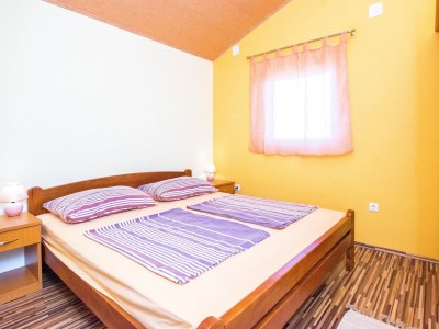 Apartment Two bedroom apartment with terrace and sea view Vir - Lozice, Vir A-19099-a - Outdoor photo 10