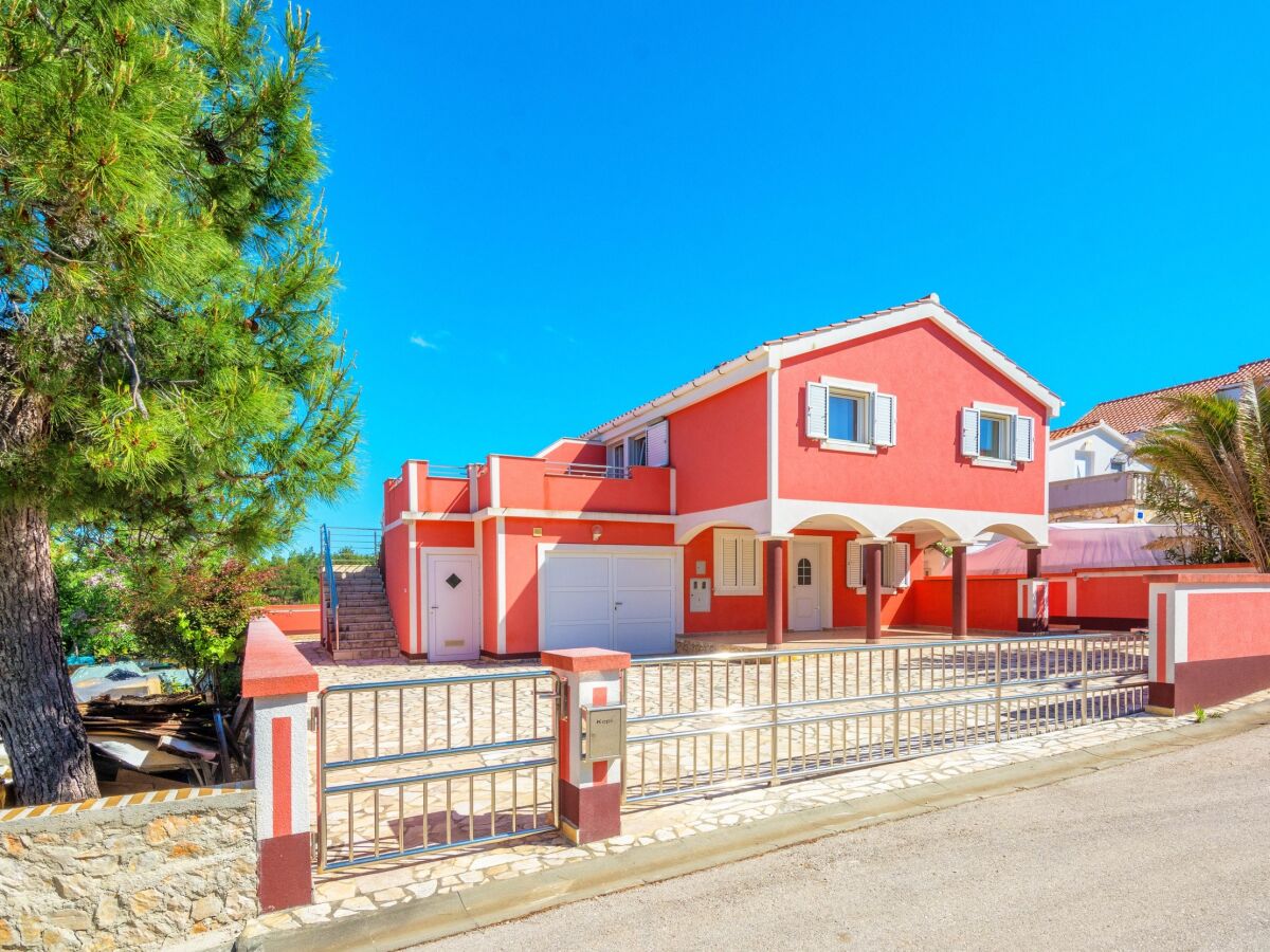 Apartment Two bedroom apartment with terrace and sea view Vir - Lozice, Vir A-19099-b - Outdoor photo 5