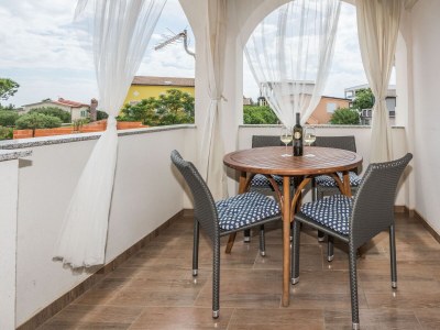 Apartment One bedroom apartment with balcony Vir A-19100-a in Vir - Apartment