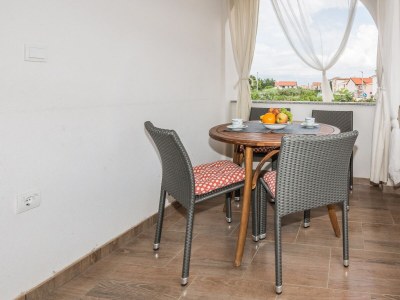 Apartment One bedroom apartment with balcony Vir A-19100-b in Vir - Apartment