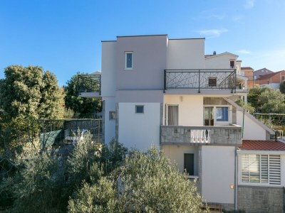 Apartment Two bedroom apartment with terrace and sea view Sevid, Trogir A-19105-b - Outdoor photo 5