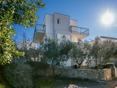 Apartment Two bedroom apartment with terrace and sea view Sevid, Trogir A-19105-b - Outdoor photo 7