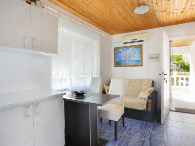 Apartment Two bedroom apartment with terrace and sea view Sevid, Trogir A-19105-b - Outdoor photo 25