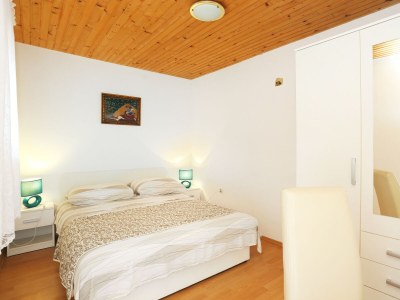 Apartment Two bedroom apartment with terrace and sea view Sevid, Trogir A-19105-b - Outdoor photo 29