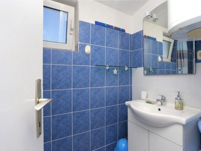 Apartment Two bedroom apartment with terrace and sea view Sevid, Trogir A-19105-b - Outdoor photo 34