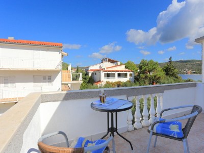 Apartment Two bedroom apartment with terrace and sea view Sevid, Trogir A-19105-b - Outdoor photo 40