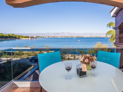 Apartment Two bedroom apartment near beach Vir - Kozjak, Vir A-19117-b - Outdoor photo 17