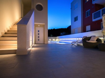 Apartment One bedroom apartment with air-conditioning Makarska A-19147-a - Outdoor photo 16