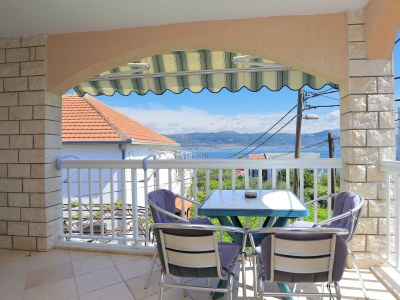 Apartment Two bedroom apartment with terrace and sea view Arbanija, Čiovo A-18797-a - Outdoor photo 27