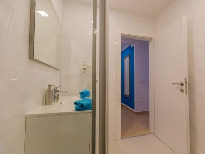 Apartment One bedroom apartment with terrace and sea view Makarska A-19147-e - Outdoor photo 25