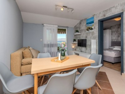 Apartment Two bedroom apartment with balcony and sea view Vir - Lozice, Vir A-18593-b in Vir - Apartment