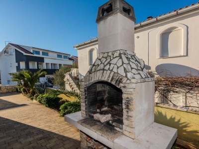 Apartment Two bedroom apartment with balcony and sea view Vir - Lozice, Vir A-18593-b - Outdoor photo 4