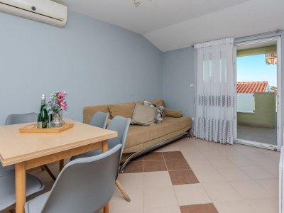 Apartment Two bedroom apartment with balcony and sea view Vir - Lozice, Vir A-18593-b - Outdoor photo 7