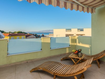 Apartment Two bedroom apartment with balcony and sea view Vir - Lozice, Vir A-18593-b - Outdoor photo 20