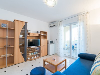 Apartment One bedroom apartment with terrace Vir A-18603-a - Outdoor photo 11