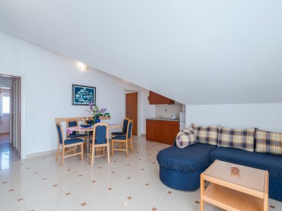 Apartment Three bedroom apartment with balcony and sea view Vir A-18603-g - Outdoor photo 11