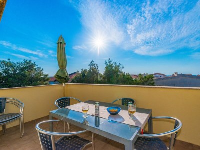 Apartment Three bedroom apartment with balcony and sea view Vir A-18603-g - Outdoor photo 23