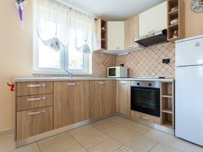 Apartment Two bedroom apartment with terrace Porat, Krk A-19272-a - Outdoor photo 10