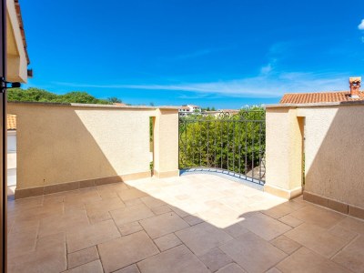 Apartment Two bedroom apartment with terrace Porat, Krk A-19272-a - Outdoor photo 23