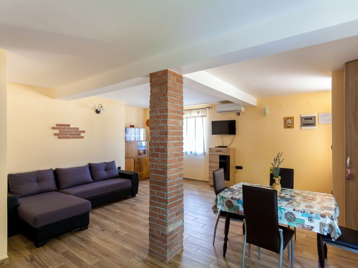 Apartment One bedroom apartment with air-conditioning Porat, Krk A-19272-b - Outdoor photo 5