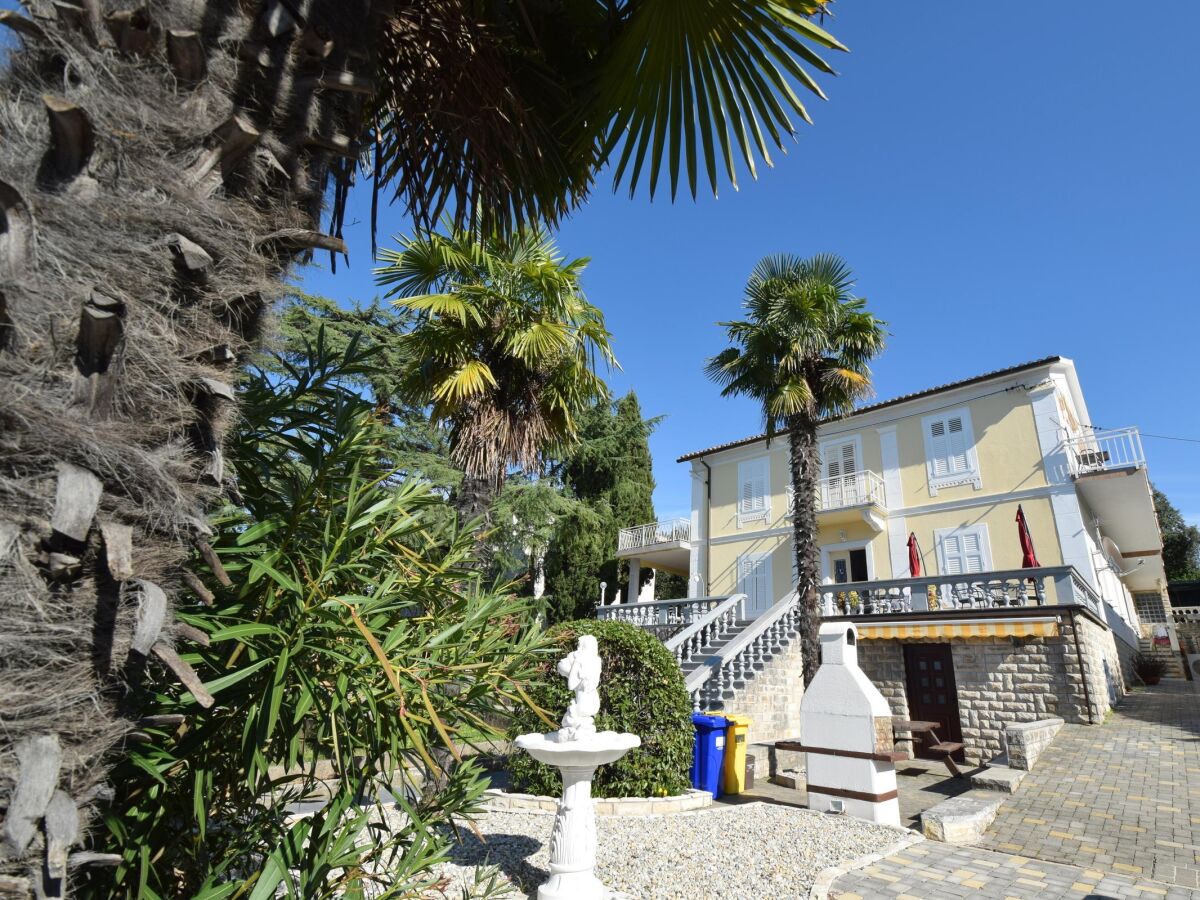 Apartment Studio flat with balcony and sea view Malinska, Krk AS-19314-a